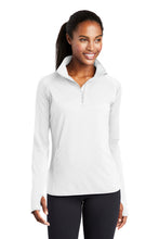 Load image into Gallery viewer, Women's Sport-Wick 1/2 Pullover